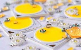 فرق cob و smd در چیست؟