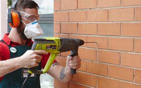 ۱۰ نکته ایمنی در هنگام کار با دریل