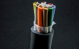 کابل برق افشان چیست و چه تفاوتی با کابل مفتول دارد؟