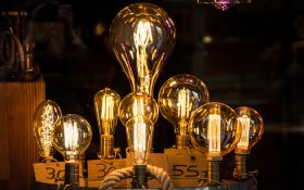 لامپ فیلامنتی چیست و چه کاربردهایی دارد؟