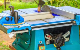 آموزش کار با اره میزی و نحوه تمیز کردن تیغه آن