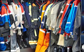 نگهداری از لباس کار و افزایش عمر مفید آن