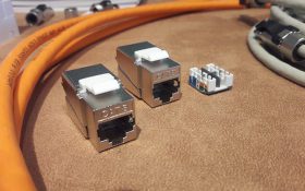 راهنمای خرید کیستون شبکه | بهترین برند کیستون