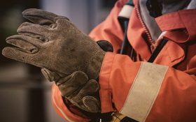 بهترین برند دستکش کار ایمنی