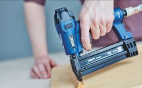 آموزش کار با منگنه کوب