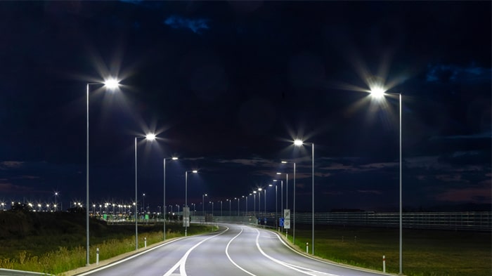 چراغ خیابانی چیست و چه کاربردی دارد؟