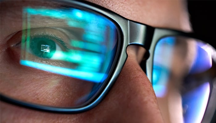 نحوه عملکرد عینک محافظ چشم کامپیوتر