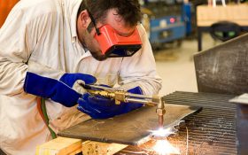 معرفی بهترین برند عینک جوشکاری در بازار