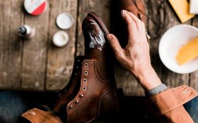 نحوه تمیز کردن کفش ایمنی و روش های نگهداری آن