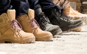 معرفی انواع کفش ایمنی و کاربرد آنها