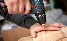 آموزش کار با دریل شارژی