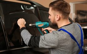 دودی کردن شیشه خودرو با سشوار صنعتی چگونه است؟