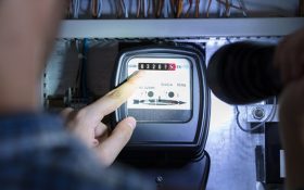 چگونه از پشت کنتور قدیمی برق بگیریم؟