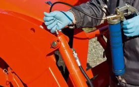 پمپ گریس چیست؟ انواع گریس پمپ