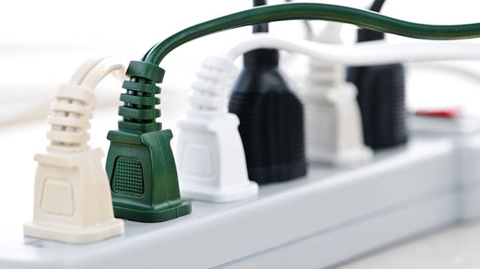 پیامدها و خطرات استفاده نامناسب از چندراهی برق