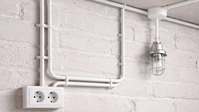 منظور از سیم کشی روکار چیست؟